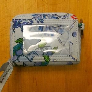 Brand new Vera Bradley zip wallet